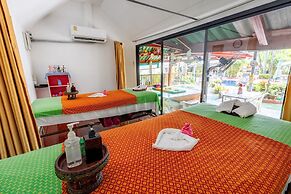 The Expat Hotel