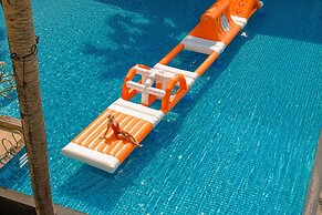 Welcome World Beachfront Resort