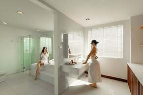 Welcome World Beachfront Resort