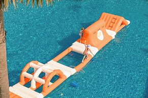 Welcome World Beachfront Resort