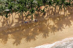 Welcome World Beachfront Resort