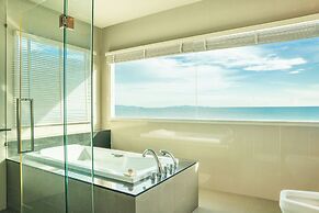 Welcome World Beachfront Resort
