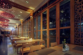 Welcome World Beachfront Resort