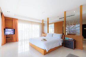 Welcome World Beachfront Resort