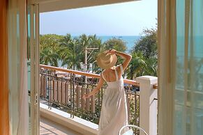 Welcome World Beachfront Resort