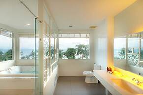 Welcome World Beachfront Resort