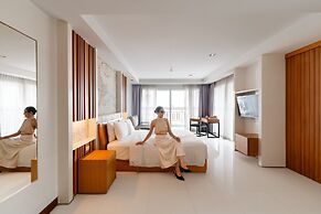 Welcome World Beachfront Resort