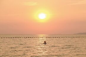 Welcome World Beachfront Resort