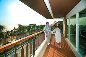 Welcome World Beachfront Resort