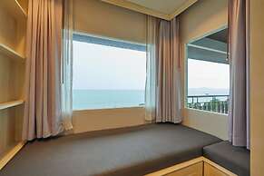 Welcome World Beachfront Resort