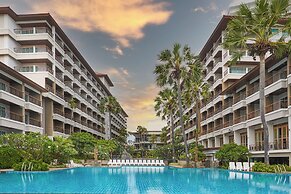 Welcome World Beachfront Resort