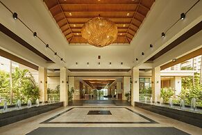 Welcome World Beachfront Resort