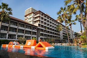 Welcome World Beachfront Resort