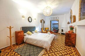 Luxury Riad Mounia