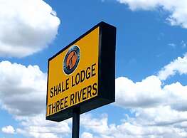 Shale Lodge Three Rivers