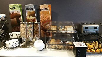 Microtel Inn & Suites By Wyndham Moorhead Fargo Area