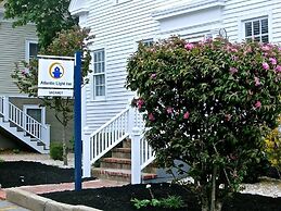 Atlantic Light Inn