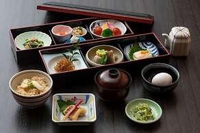 Shin Yokohama Grace Hotel