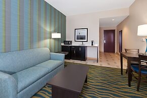 Holiday Inn Express & Suites Southport - Oak Island Area by IHG