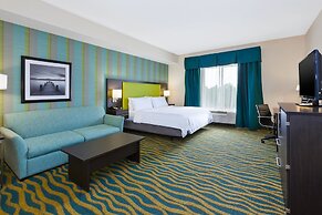 Holiday Inn Express & Suites Southport - Oak Island Area by IHG