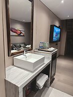 James Joyce Coffetel Tianhebei