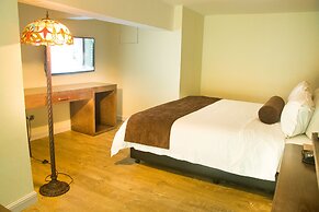 James Joyce Coffetel Tianhebei