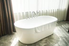 James Joyce Coffetel Tianhebei