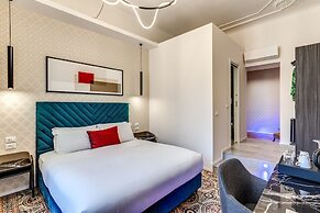 Arenula Suites