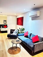 Aura on Flinders Serviced Apartments
