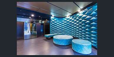 Aura on Flinders Serviced Apartments