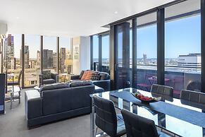 Aura on Flinders Serviced Apartments