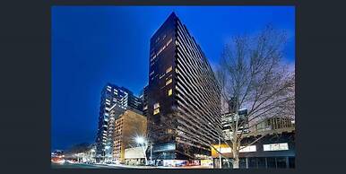 Aura on Flinders Serviced Apartments
