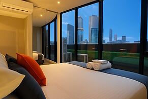 Aura on Flinders Serviced Apartments