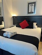 Aura on Flinders Serviced Apartments