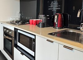 Aura on Flinders Serviced Apartments