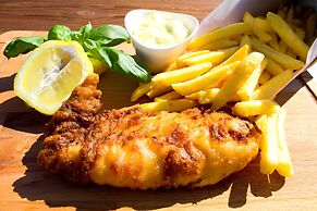 Minniborgir Cottages & Restaurant