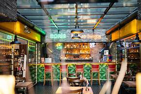 Boris Hotel