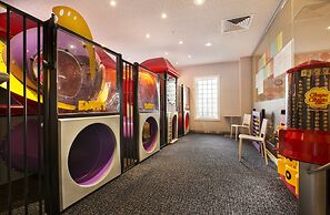 Nightcap at Ferntree Gully Hotel Motel