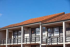 Nightcap at Ferntree Gully Hotel Motel