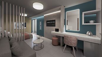 Amphitryon City Hotel