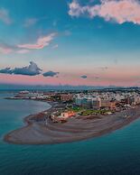 Amphitryon City Hotel