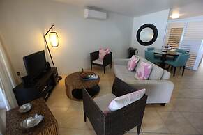 Moana Sands Beachfront Villas