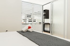 Moana Sands Beachfront Villas