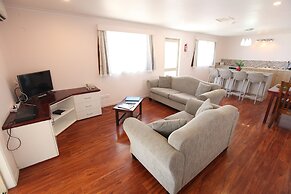 Moana Sands Beachfront Villas