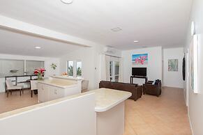 Moana Sands Beachfront Villas