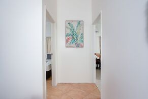 Moana Sands Beachfront Villas