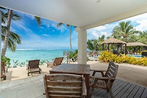 Moana Sands Beachfront Villas