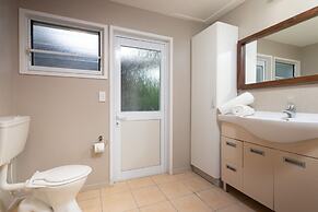 Moana Sands Beachfront Villas