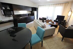 Moana Sands Beachfront Villas