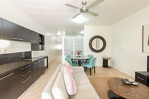 Moana Sands Beachfront Villas